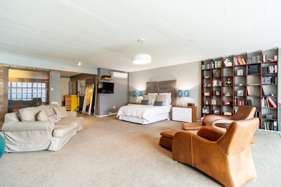 2 Bedroom Property for Sale in Cape Town City Centre Western Cape